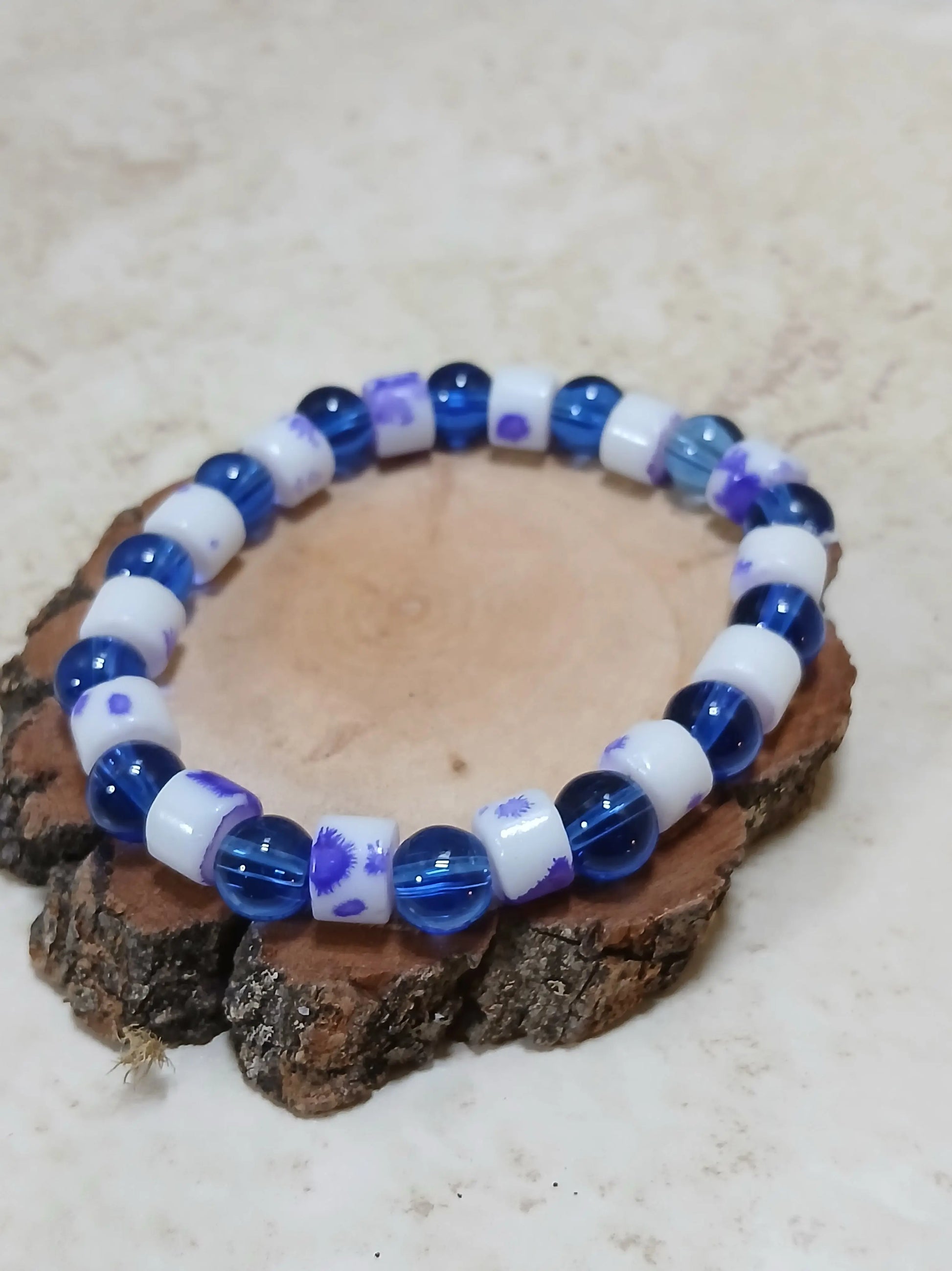 Royal blue and white tube beads stretchy bracelet - Crazy Cat Lady Crafts