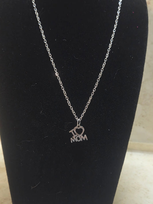 Silver I heart mom pendant on silver chain pendant necklace - Crazy Cat Lady Crafts