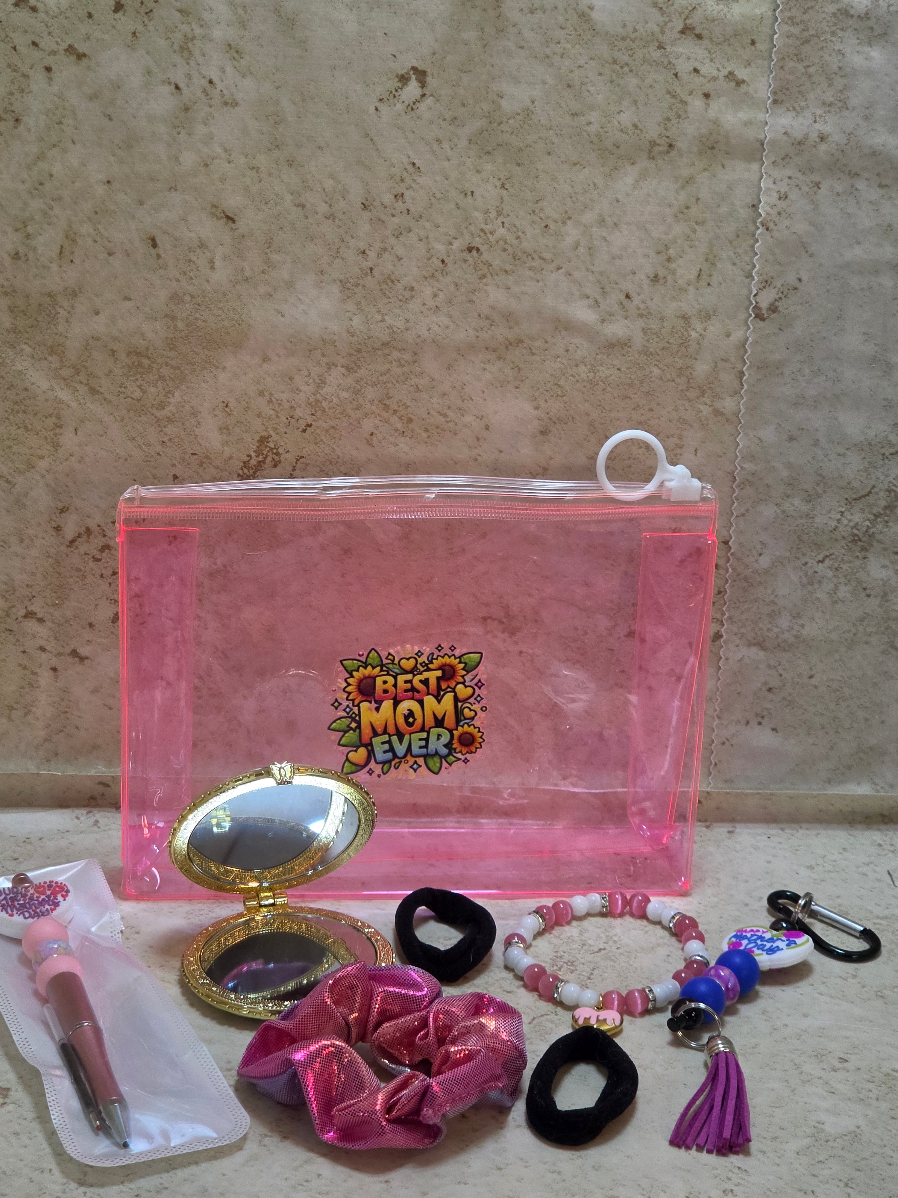 Best mom ever pink goody bag