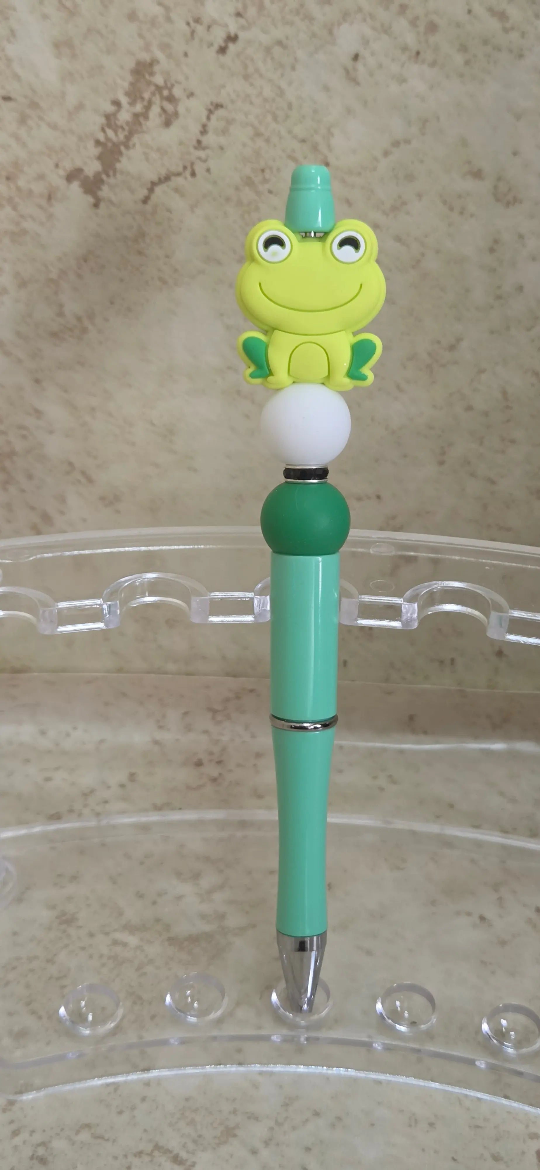Green Frog pen - Crazy Cat Lady Crafts
