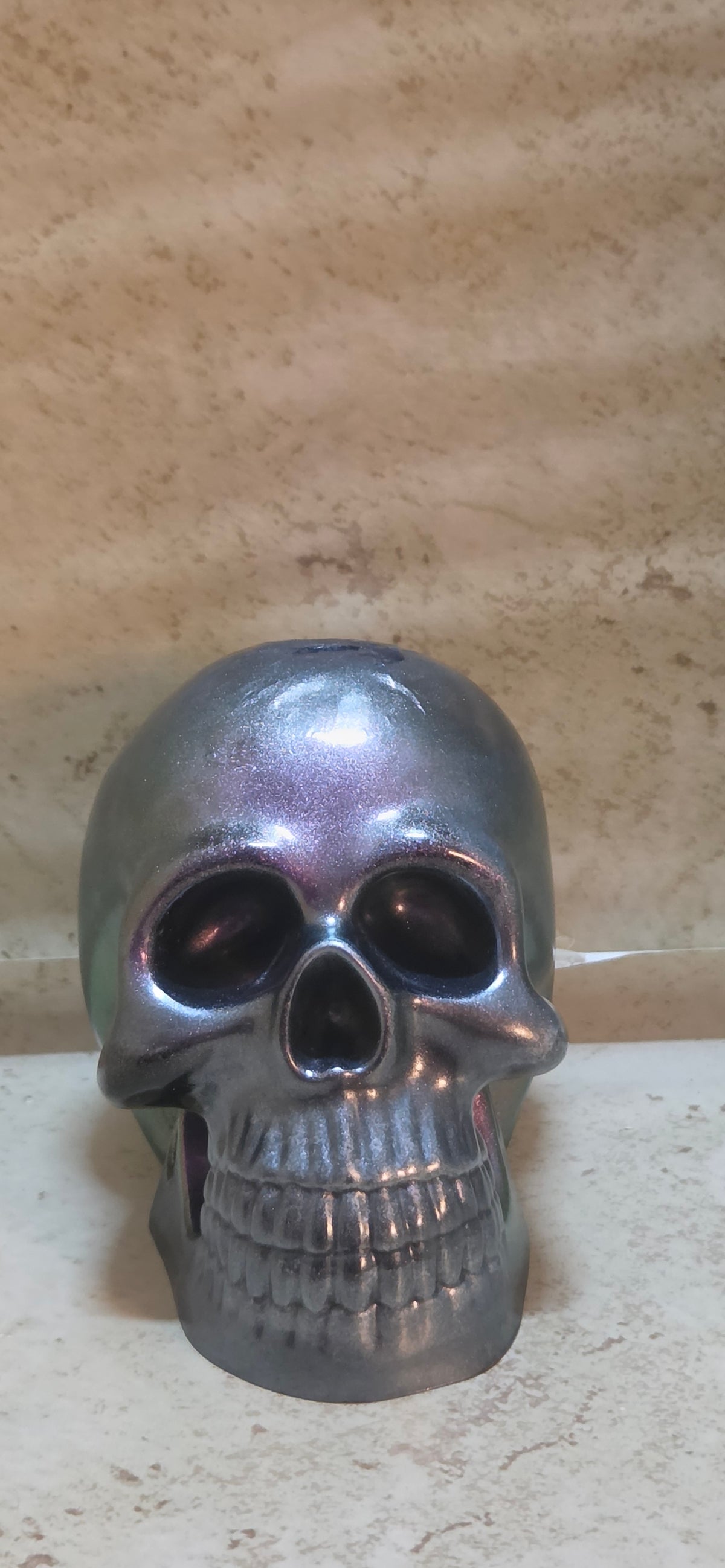 3x4.5 inch resin skull in chameleon colors