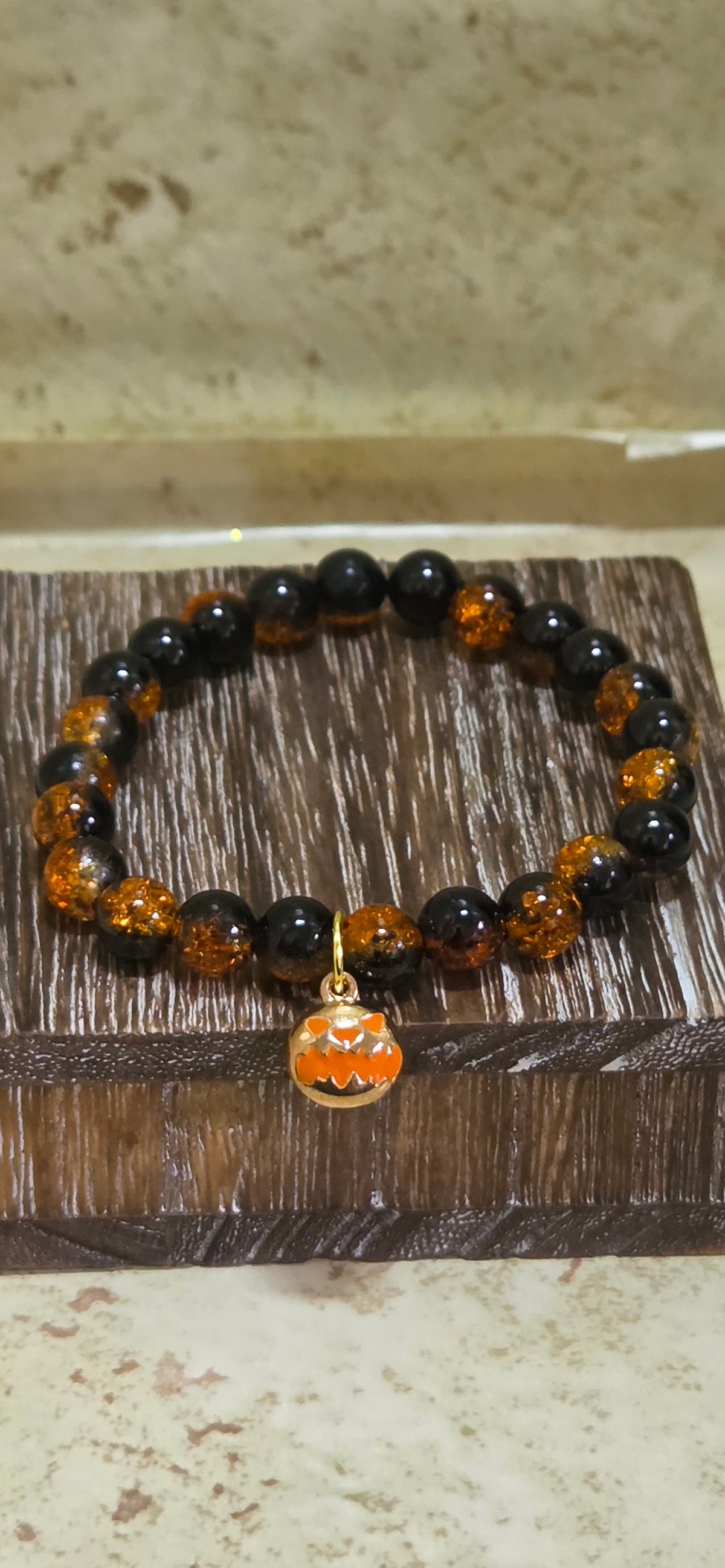 Halloween orange and black scary pumpkin stretchy bracelet